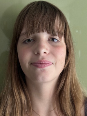 Stela Knappek