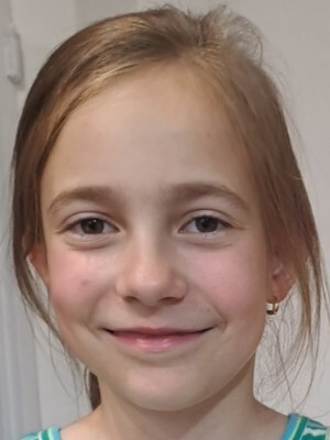 Dóra Basternák
