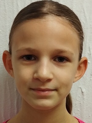 Viktória Ella Kaštanová
