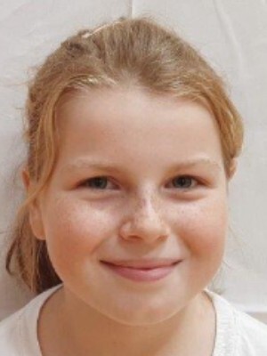 Mia Školiak
