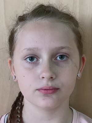 Timea Ťahúnová
