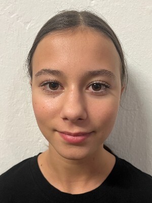 Nina Holekšiová