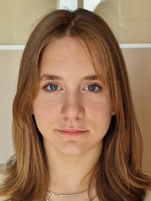 Natália Holincová