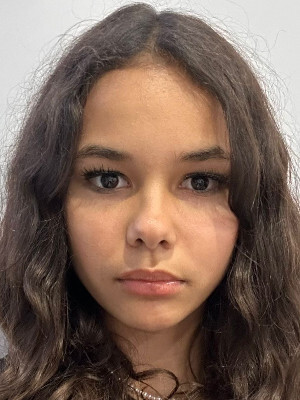 Aynara Barry