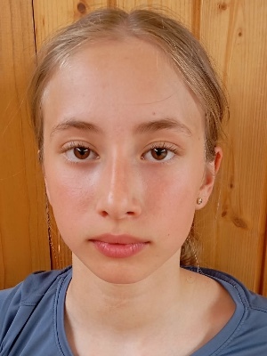 Charlot Macáková